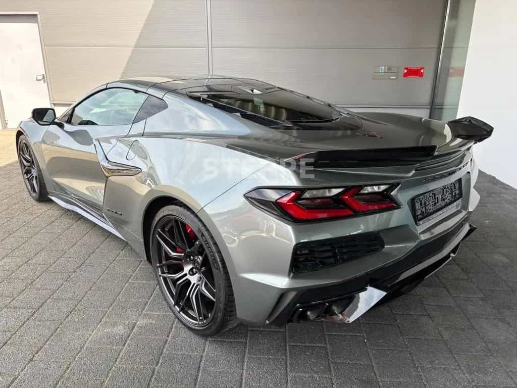 Corvette Z06 5,5V8 Coupe Europamodell 3LZ 08/2025-photo-3
