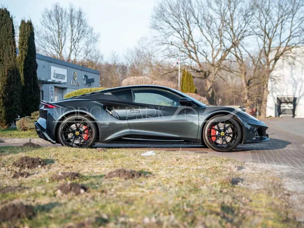 Lotus Emira First Edition V6  *neuwertig* 02/2024-photo-3