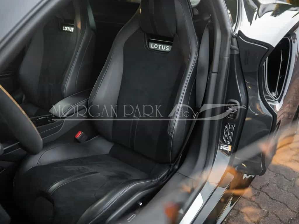 Lotus Emira First Edition V6  *neuwertig* 02/2024-photo-7