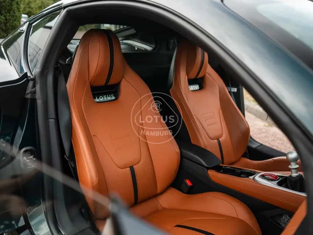 Lotus Emira V6 First Edition 07/2025-photo-11