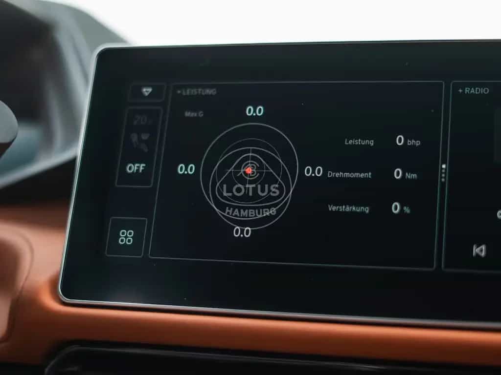 Lotus Emira V6 First Edition 07/2025-photo-12