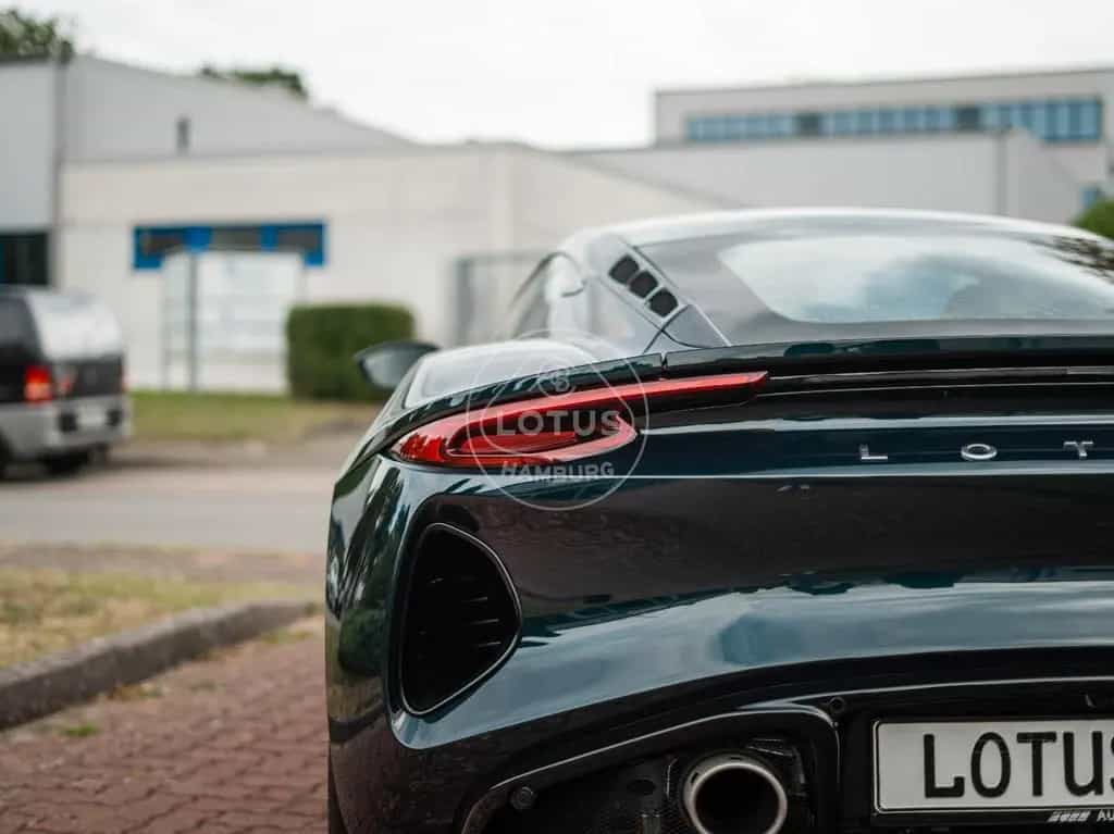 Lotus Emira V6 First Edition 07/2025-photo-24