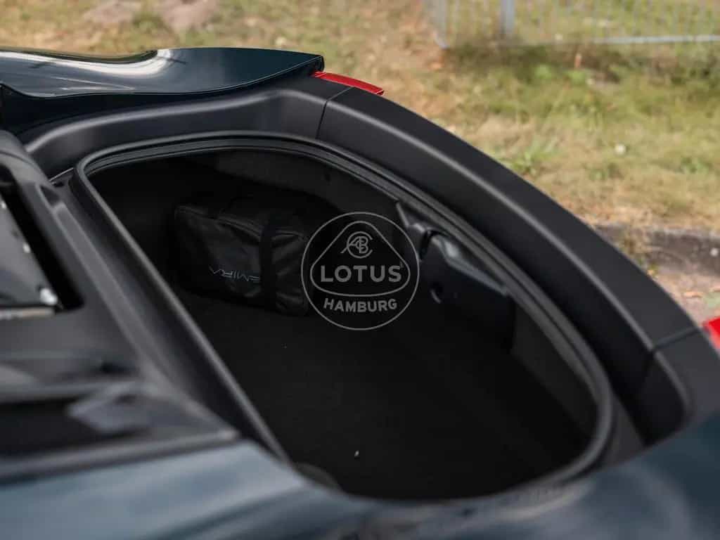 Lotus Emira V6 First Edition 07/2025-photo-26