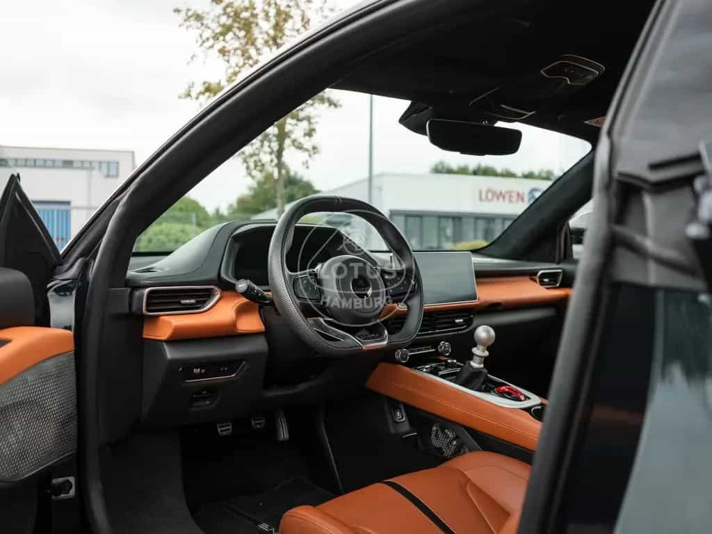 Lotus Emira V6 First Edition 07/2025-photo-6