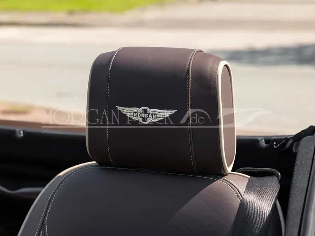 Morgan Plus 4 Plus Four  MY25 *Coffee Beige / Soft Dark Brown* null-photo-22