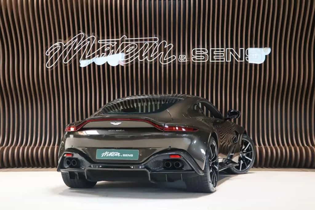 Aston Martin V8 Vantage V8 New Vantage - Perfect Condition - Full Carbon 08/2018-photo-1