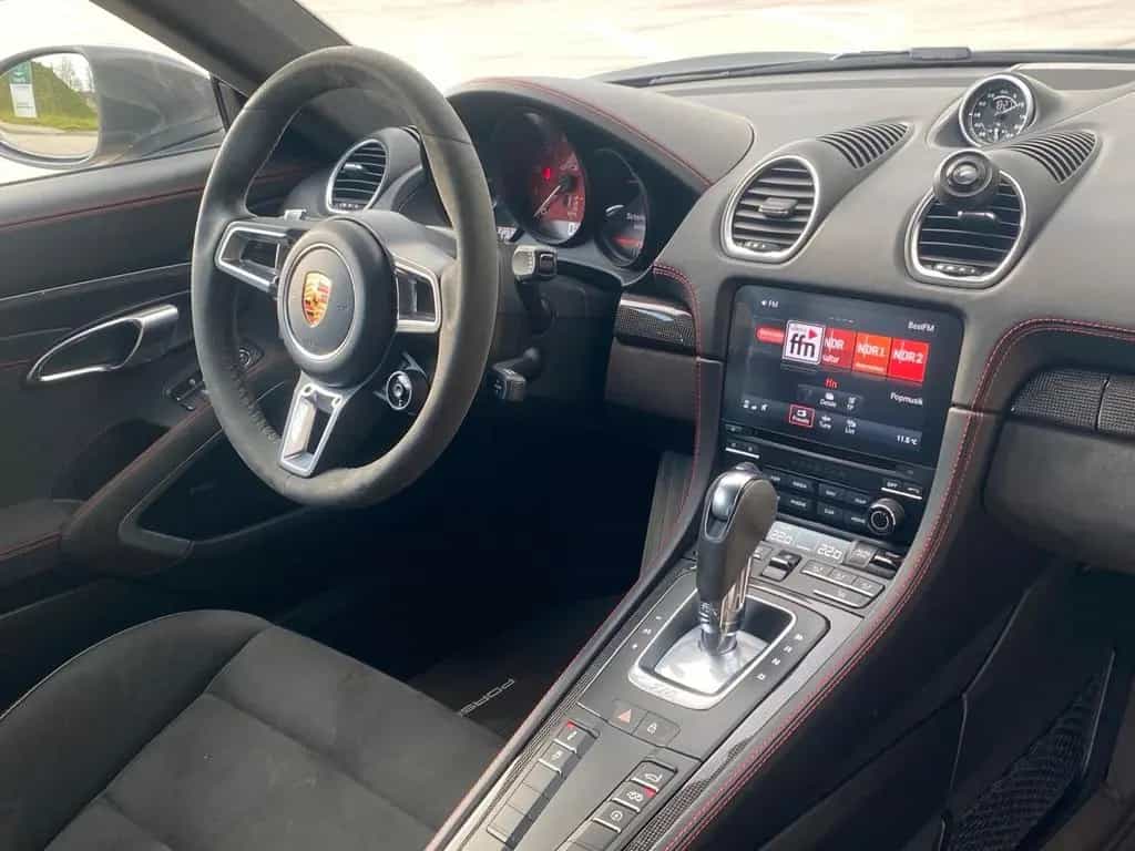 Porsche Cayman 718 4.0 GTS 09/2023-photo-6