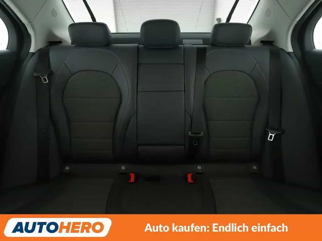 Mercedes-Benz C-Class 300 Avantgarde Aut. *LED*ACC*PDC*SHZ*NAVI* 06/2019-photo-12