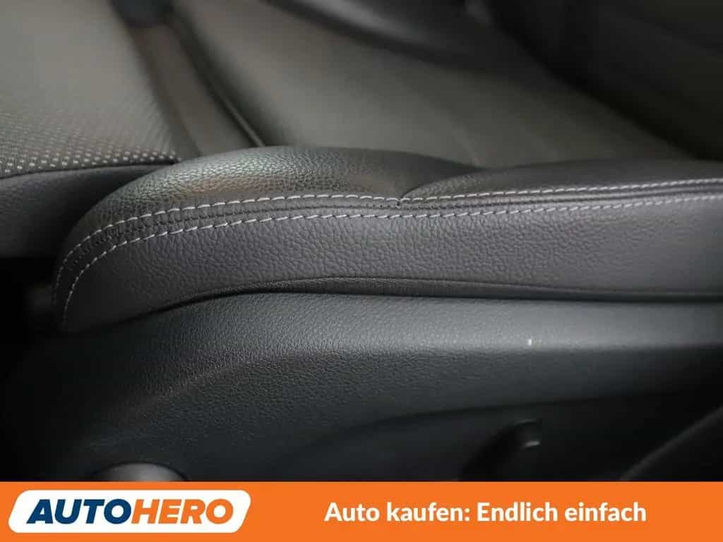 Mercedes-Benz C-Class 300 Avantgarde Aut. *LED*ACC*PDC*SHZ*NAVI* 06/2019-photo-24