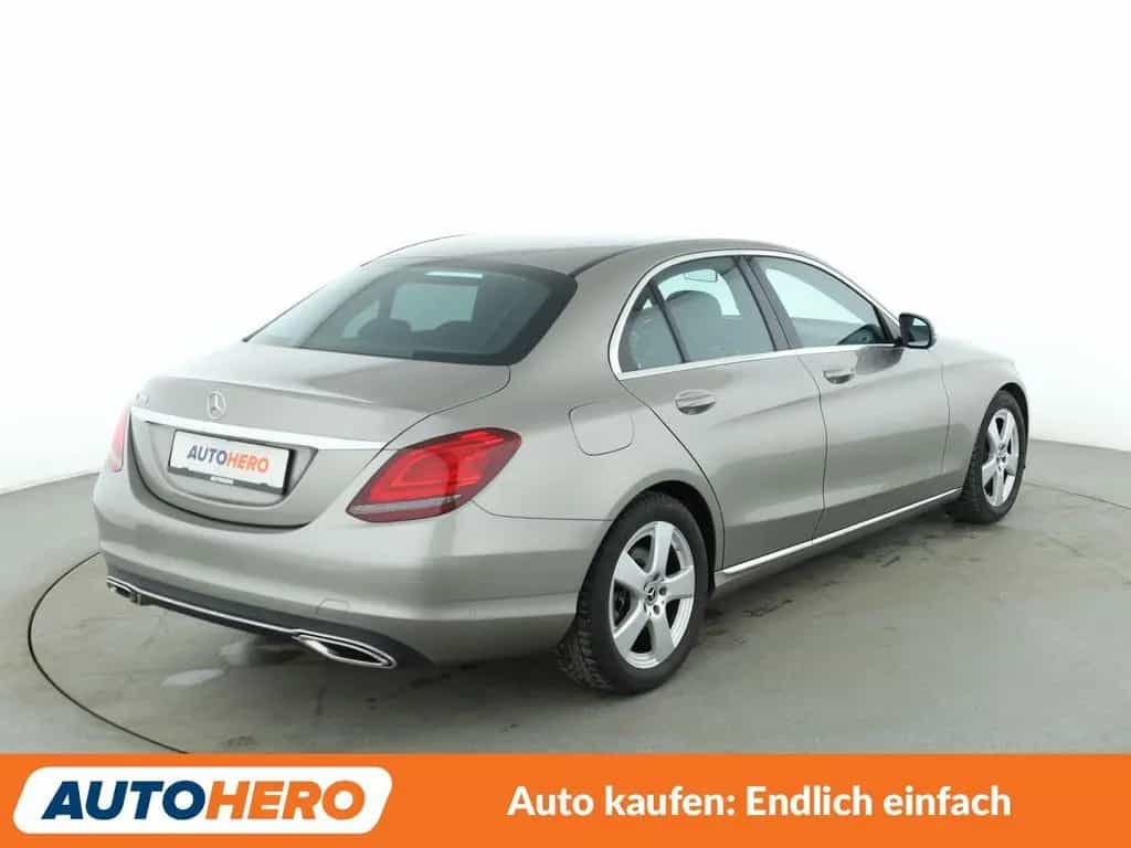 Mercedes-Benz C-Class 300 Avantgarde Aut. *LED*ACC*PDC*SHZ*NAVI* 06/2019-photo-5