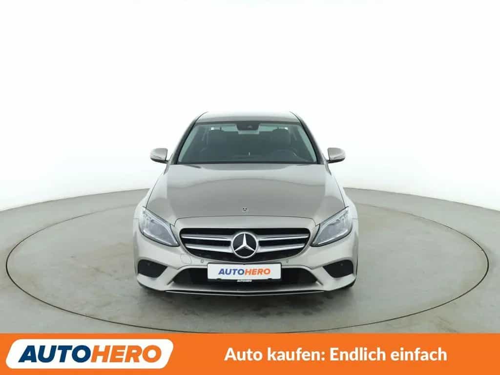 Mercedes-Benz C-Class 300 Avantgarde Aut. *LED*ACC*PDC*SHZ*NAVI* 06/2019-photo-8