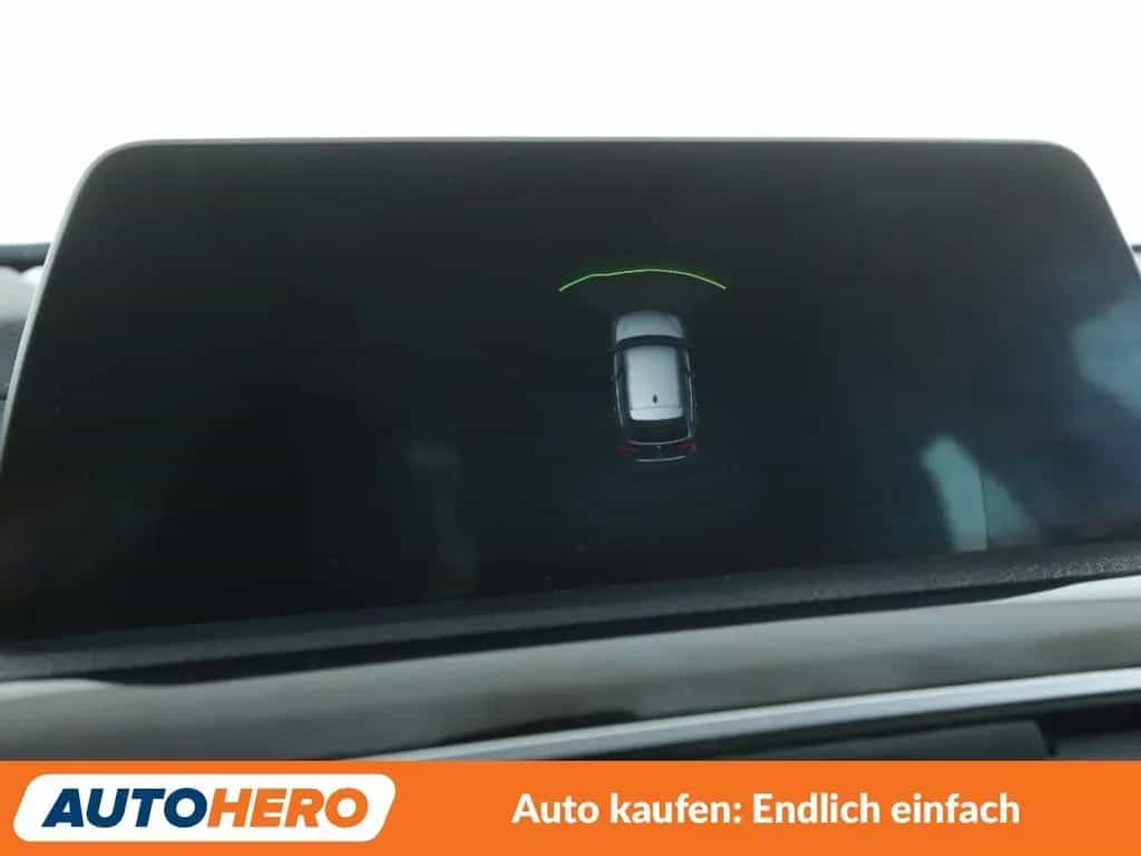 BMW 3 Series 320i Sport Line Aut.*NAVI*TEMPO*PDC*SHZ*ALU* 09/2018-photo-20