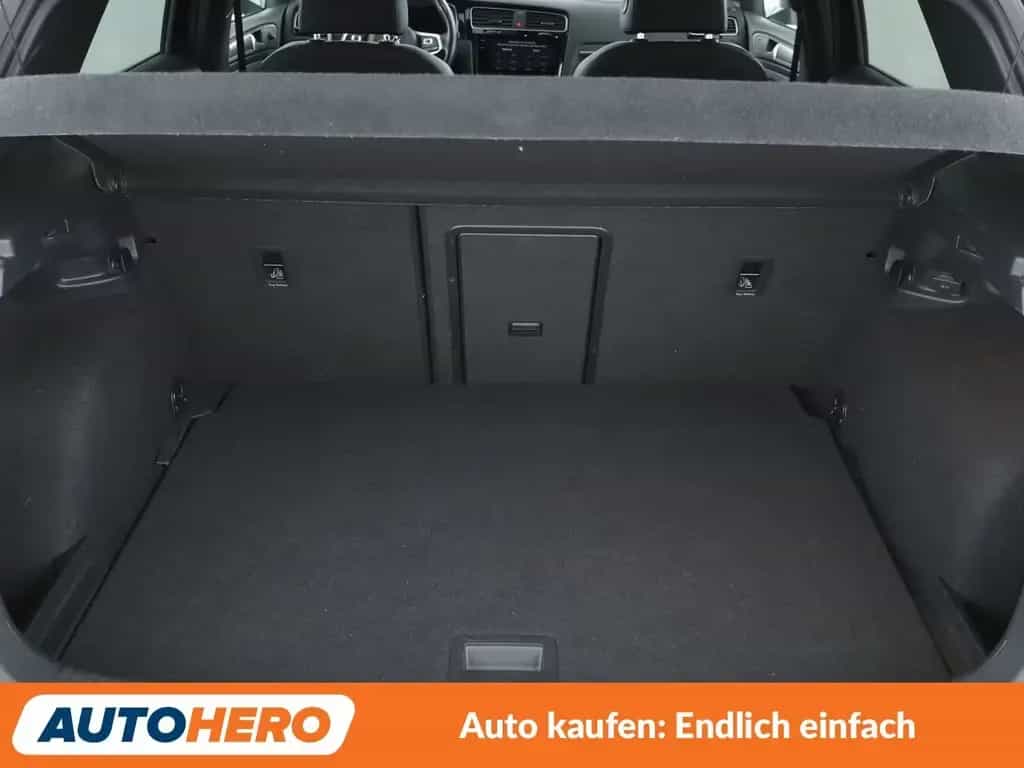 Volkswagen Golf VII 2.0 TSI GTI TCR Aut.*NAVI*LED*ACC*KLIMA 11/2019-photo-17