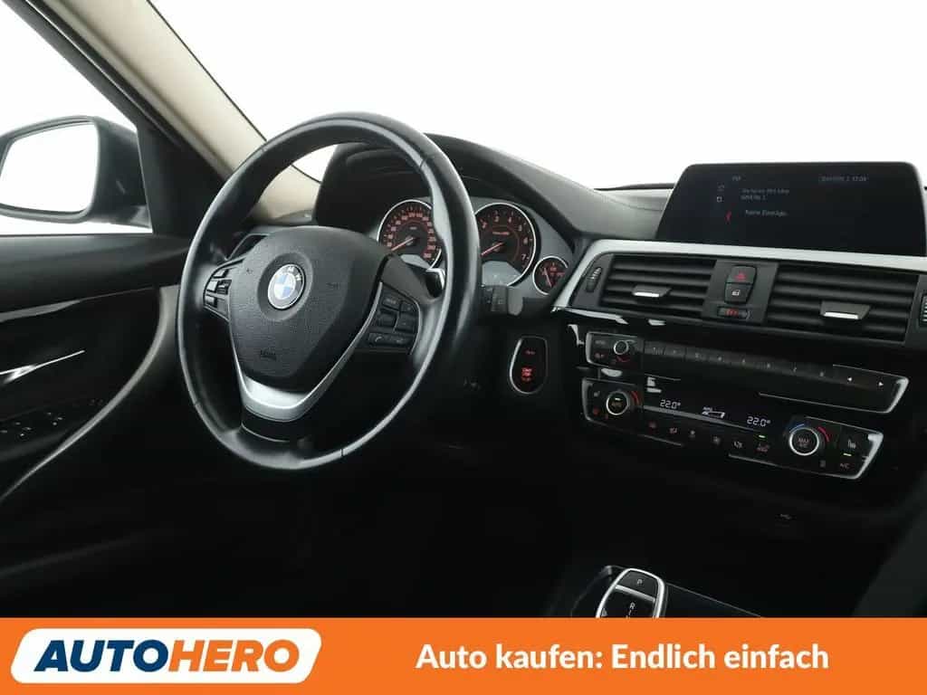 BMW 3 Series 330i Sport Line Shadow Aut.*LED*TEMPO*PDC* 05/2019-photo-12