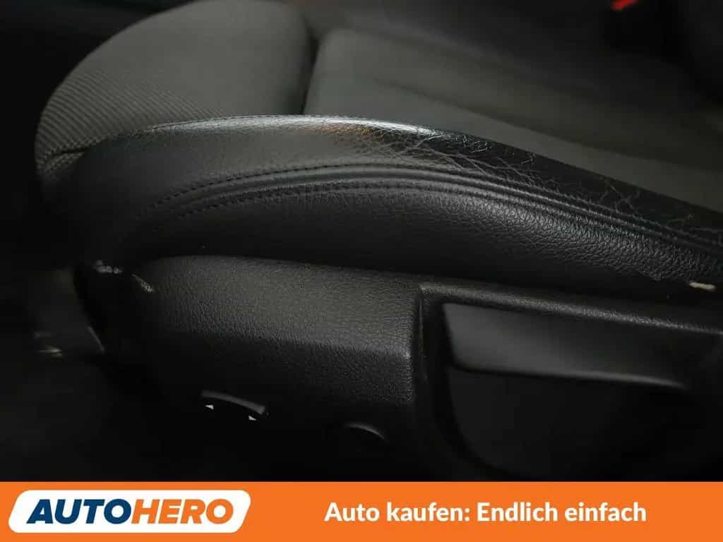BMW 3 Series 330i Sport Line Shadow Aut.*LED*TEMPO*PDC* 05/2019-photo-25