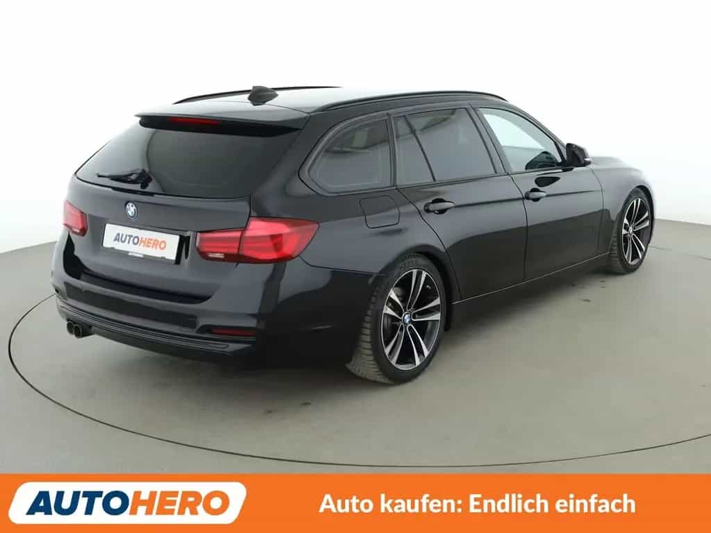 BMW 3 Series 330i Sport Line Shadow Aut.*LED*TEMPO*PDC* 05/2019-photo-5