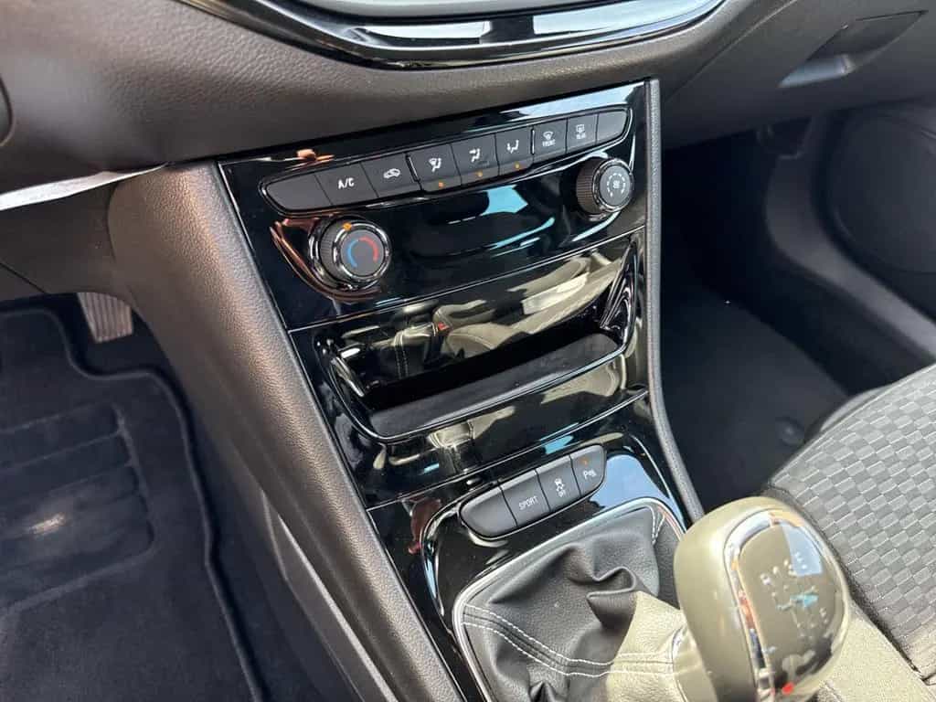 Opel Astra 1.4 Sports Tourer Dynamic Apple CarPlay An 08/2017-photo-15