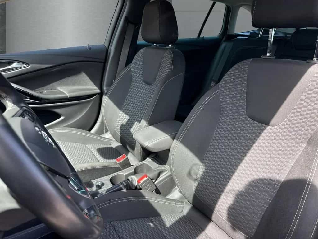 Opel Astra 1.4 Sports Tourer Dynamic Apple CarPlay An 08/2017-photo-7