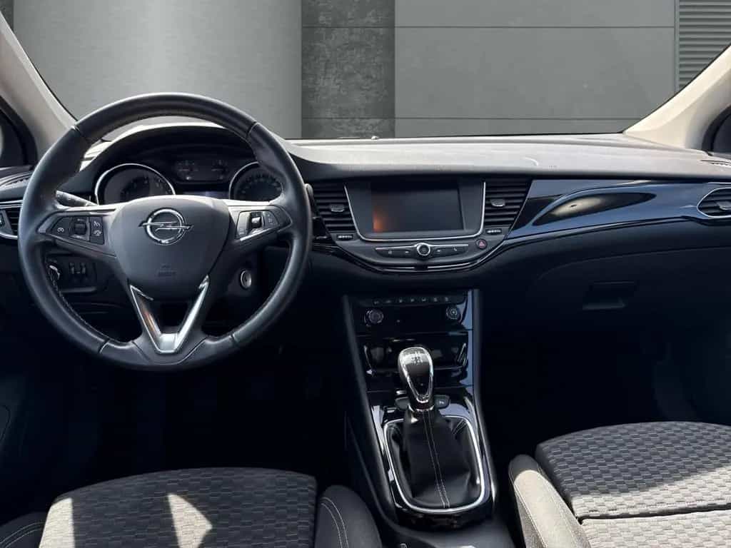Opel Astra 1.4 Sports Tourer Dynamic Apple CarPlay An 08/2017-photo-9