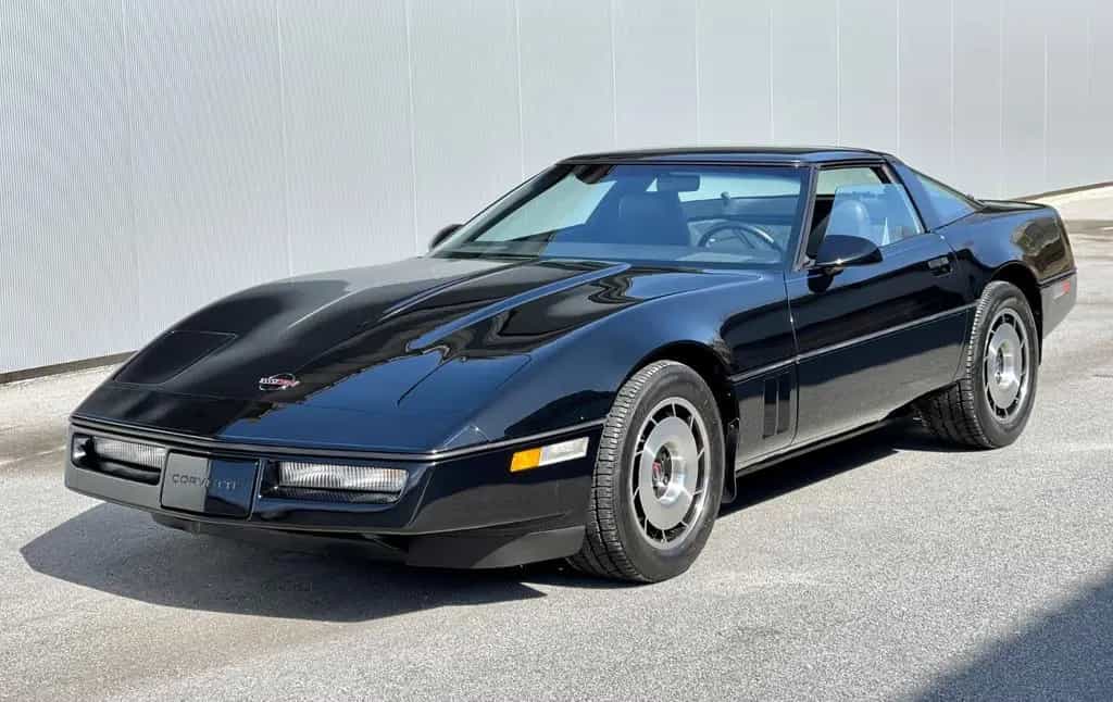 Corvette C4 BLACK over BLACK 1 Owner from NEW 16000miles 07/1984-photo-2