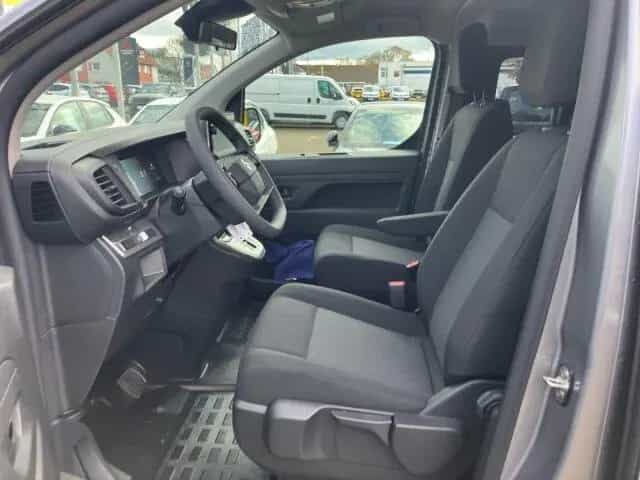 Opel Vivaro XL 2.2d 180 L3 8-Sitzer +AHZV+180°Kamera+ null-photo-8