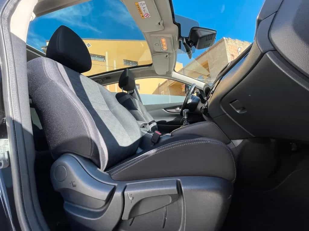 Nissan Qashqai 1.5 dCi N-Tekna 01/2015-photo-12