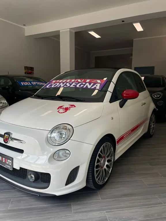 Abarth 500 C 1.4 Turbo T-Jet Custom 06/2013-photo-14