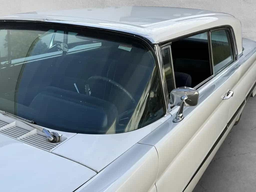 Lincoln Other Capri Two Door Hardtop Coupe 01/1958-photo-10