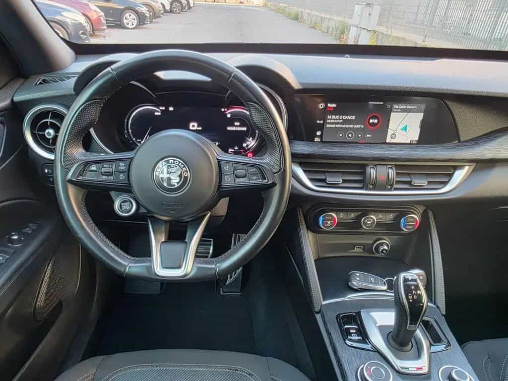 Alfa Romeo Stelvio 2.2 Turbodiesel 210 CV AT8 Q4 04/2023-photo-13