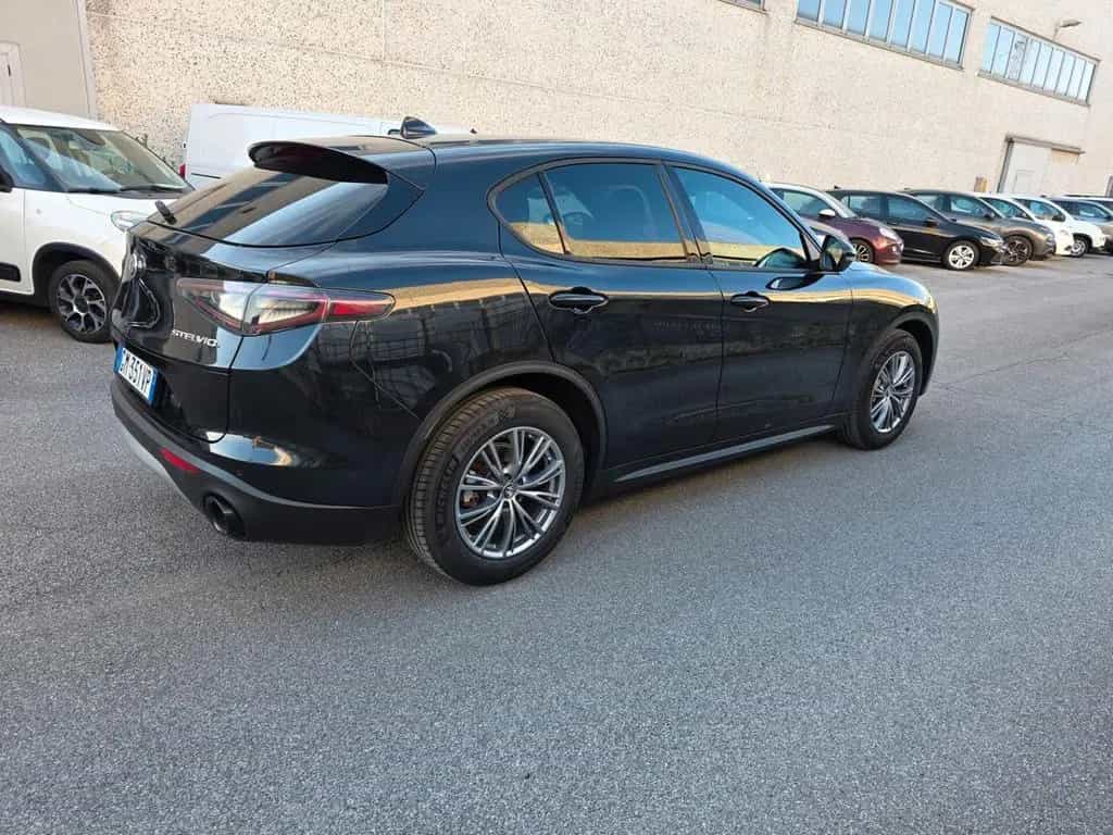 Alfa Romeo Stelvio 2.2 Turbodiesel 210 CV AT8 Q4 04/2023-photo-3