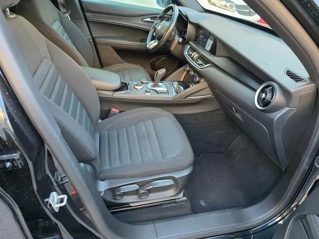 Alfa Romeo Stelvio 2.2 Turbodiesel 210 CV AT8 Q4 04/2023-photo-9