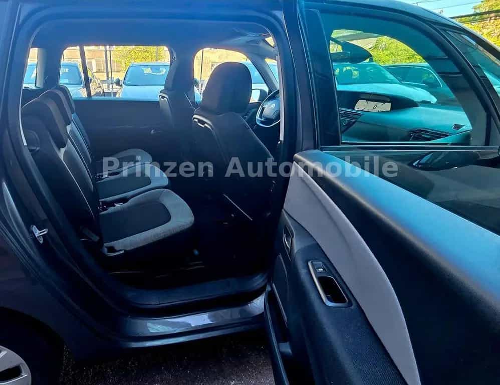 Citroën Grand C4 Picasso / SpaceTourer Grand C4 Picasso/Space*7 Sitz*AHK*1.Hand*8 Fachb 03/2018-photo-13