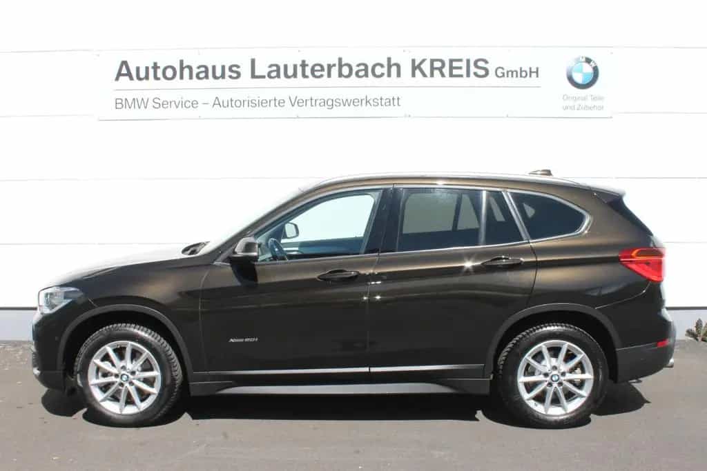 BMW X1 xDrive 20i Aut. Adv. NAVI, LED, PDC, SHZ, AHK 02/2016-photo-4