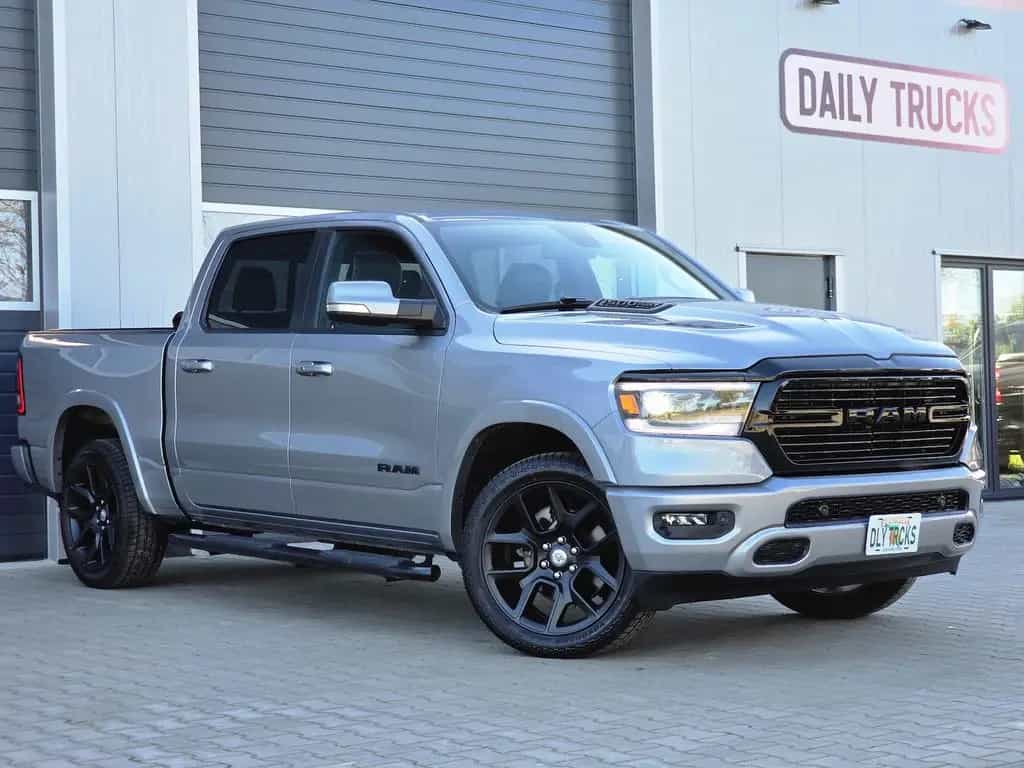 Dodge RAM 1500 5.7 4x4 Laramie Memory H&R LED AHK 22´´ 12/2020-photo-0
