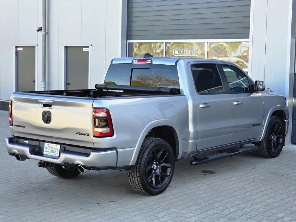 Dodge RAM 1500 5.7 4x4 Laramie Memory H&R LED AHK 22´´ 12/2020-photo-13