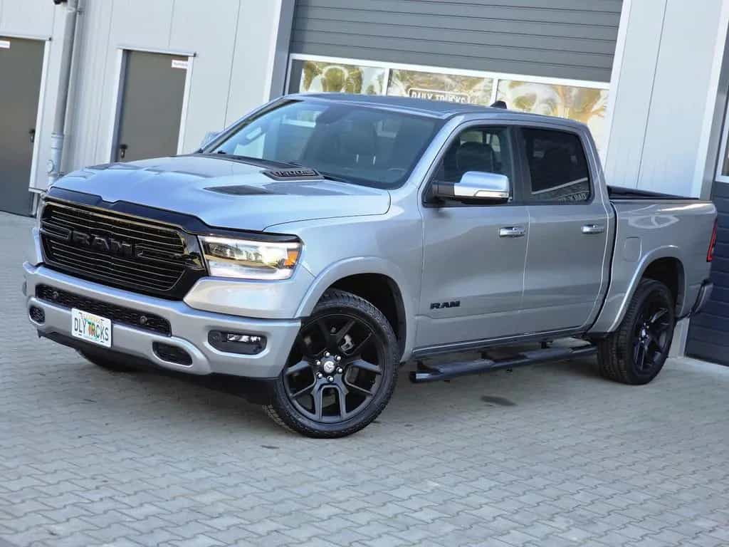 Dodge RAM 1500 5.7 4x4 Laramie Memory H&R LED AHK 22´´ 12/2020-photo-6