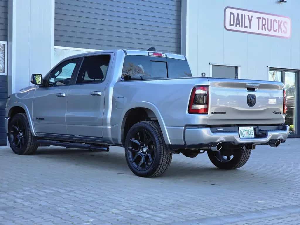 Dodge RAM 1500 5.7 4x4 Laramie Memory H&R LED AHK 22´´ 12/2020-photo-8