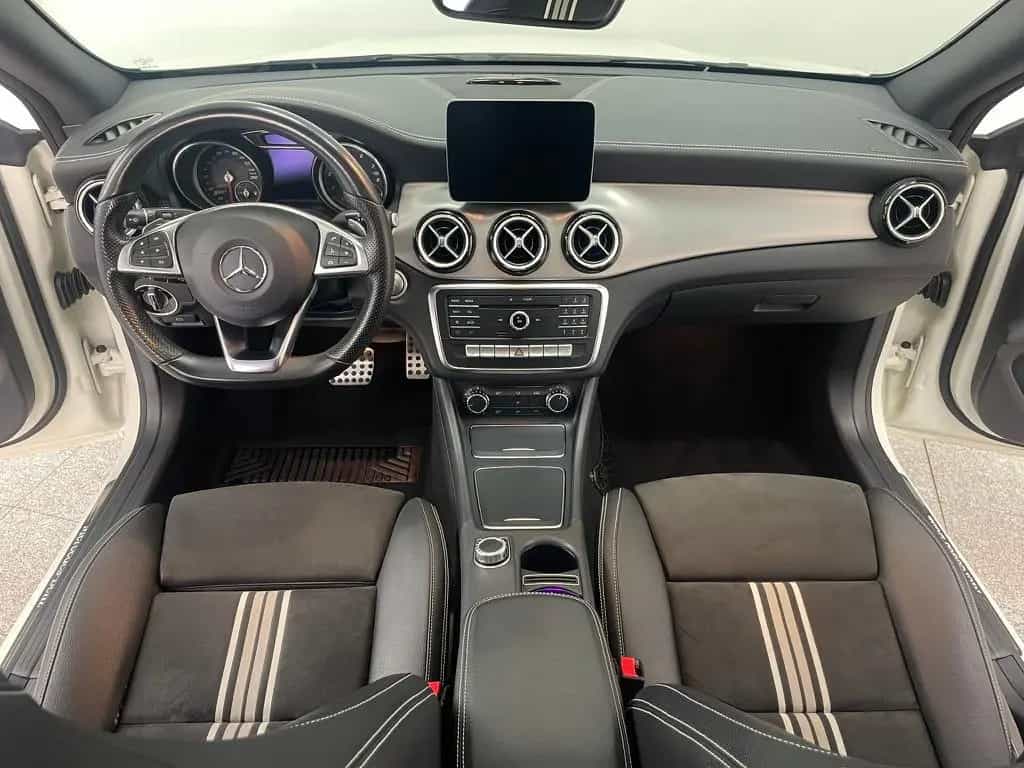 Mercedes-Benz CLA 200 Shooting Brake /EDITION/AMG/PANORAMA-Dach 03/2018-photo-10