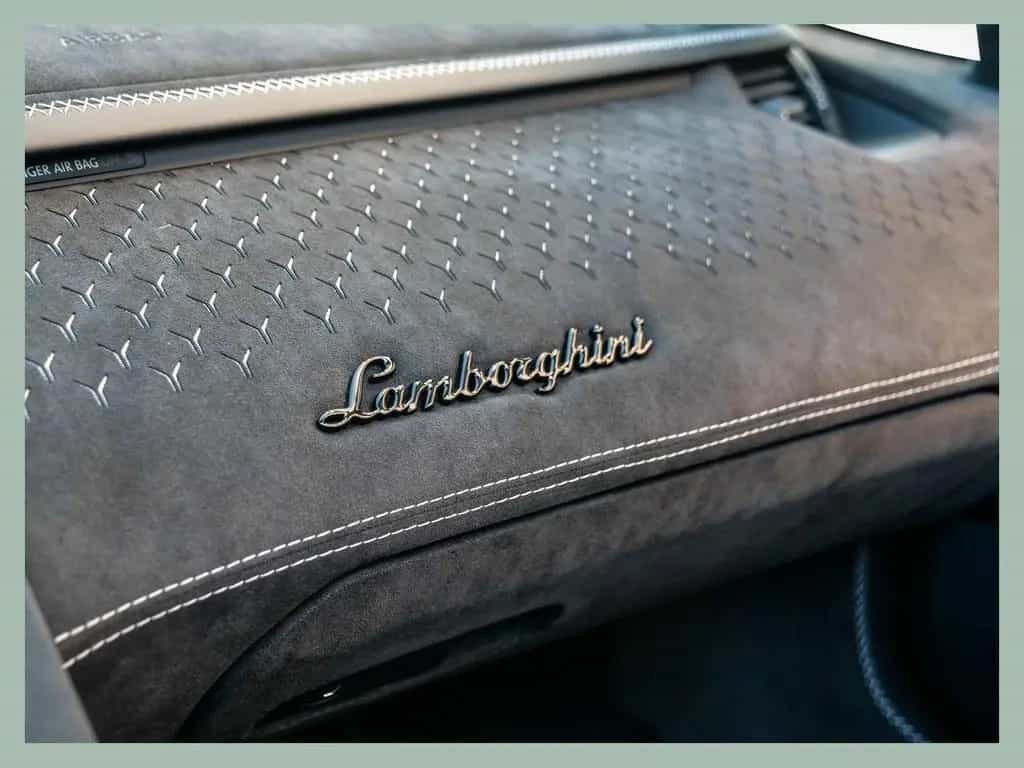 Lamborghini Aventador Ultimae Roadster // BENTLEY DÜSSELDORF 09/2022-photo-19