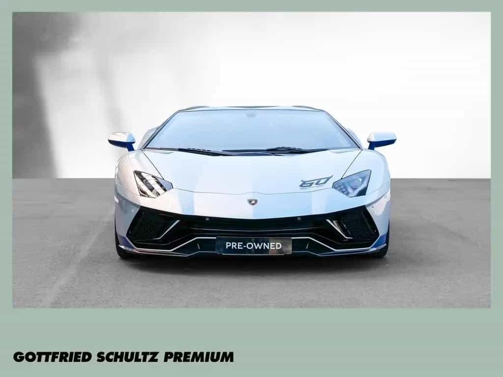 Lamborghini Aventador Ultimae Roadster // BENTLEY DÜSSELDORF 09/2022-photo-2