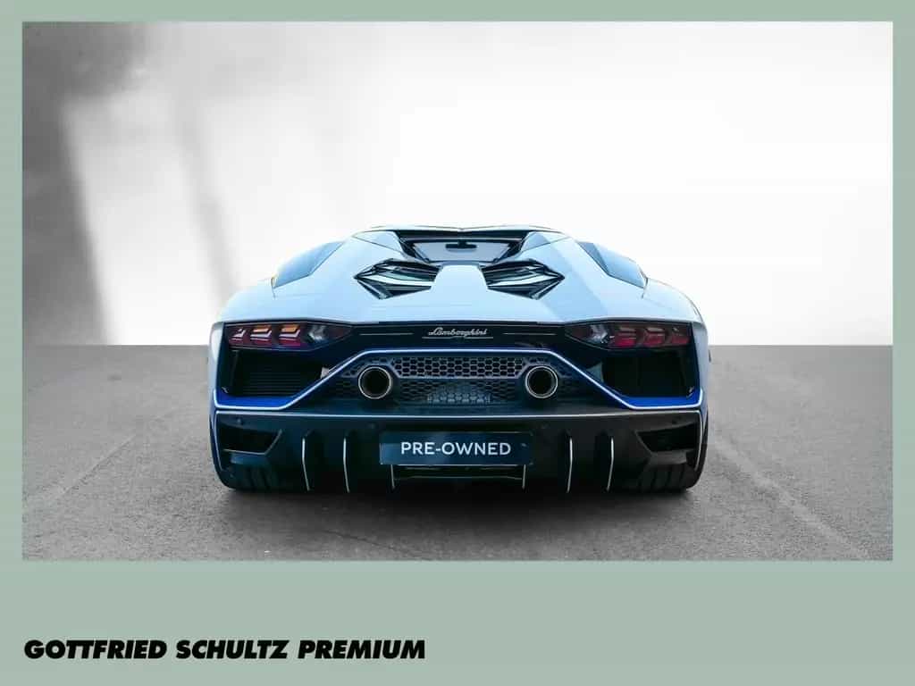 Lamborghini Aventador Ultimae Roadster // BENTLEY DÜSSELDORF 09/2022-photo-8