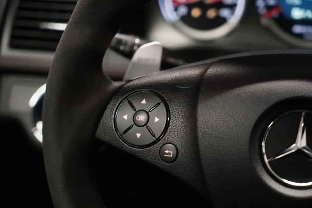 Mercedes-Benz C 63 AMG *Performance Package*Unfallfrei*Carbon* 06/2009-photo-23