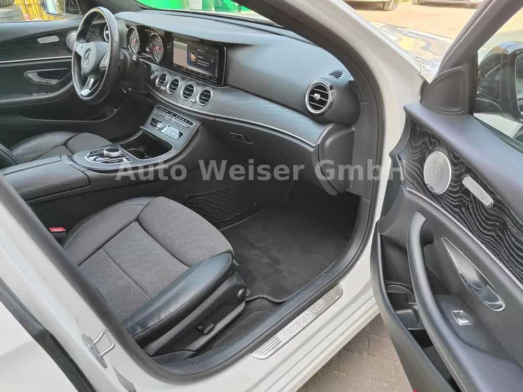 Mercedes-Benz E 200 *SH*LED*NAVI*AHK*KAMERA*TEMPOM*SOUNDSYS 01/2018-photo-12