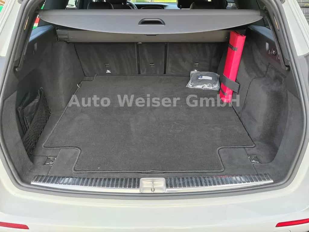 Mercedes-Benz E 200 *SH*LED*NAVI*AHK*KAMERA*TEMPOM*SOUNDSYS 01/2018-photo-16