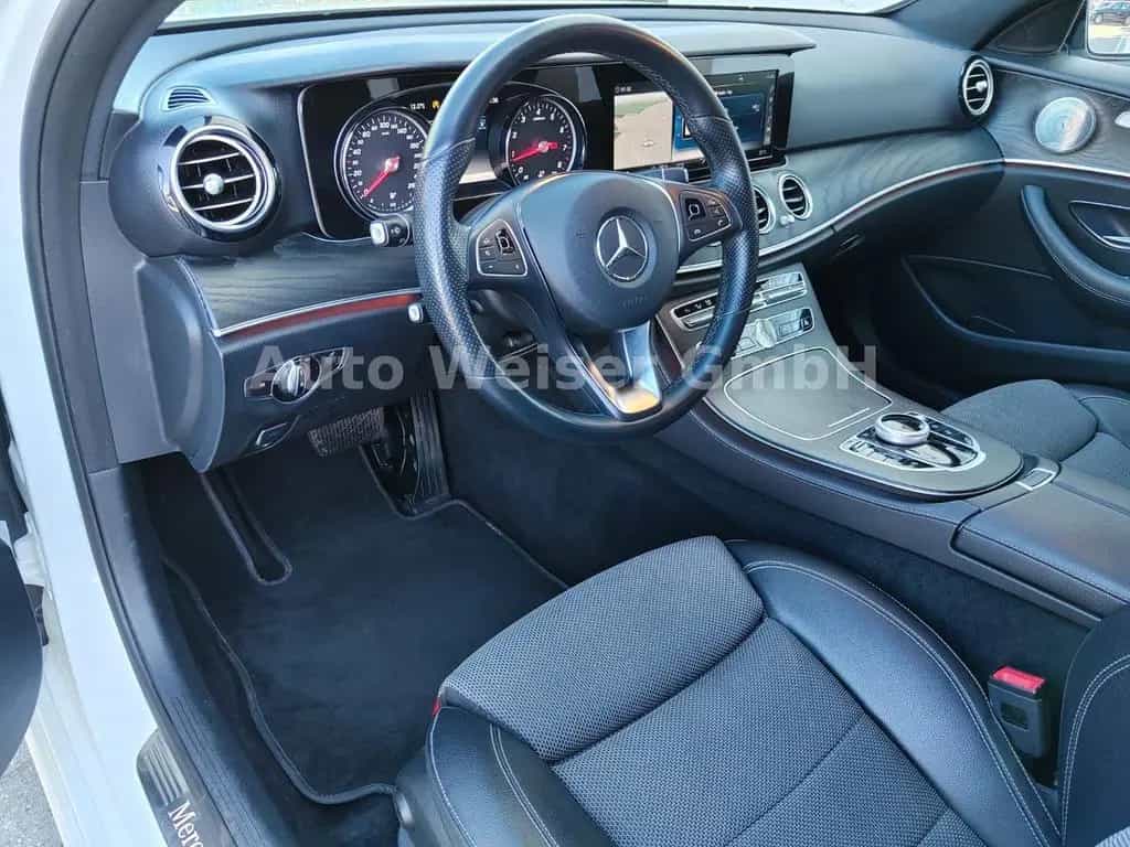 Mercedes-Benz E 200 *SH*LED*NAVI*AHK*KAMERA*TEMPOM*SOUNDSYS 01/2018-photo-8