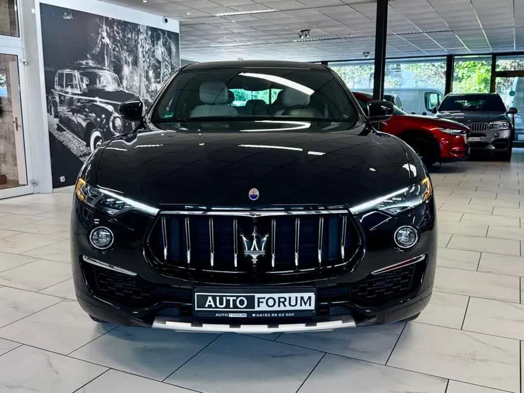 Maserati Levante 3.0 Q4 GRANLUSSO FACELIFT 360CAM ACC LED 12/2020-photo-3