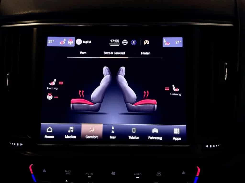 Maserati Levante 3.0 Q4 GRANLUSSO FACELIFT 360CAM ACC LED 12/2020-photo-31