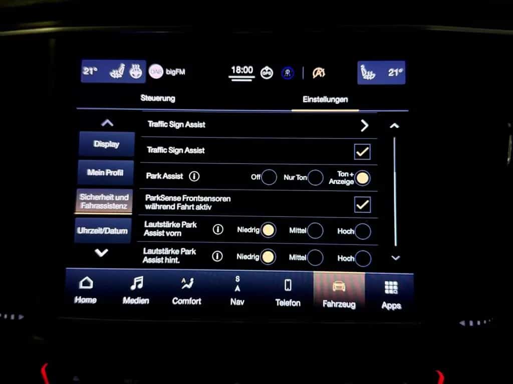 Maserati Levante 3.0 Q4 GRANLUSSO FACELIFT 360CAM ACC LED 12/2020-photo-34