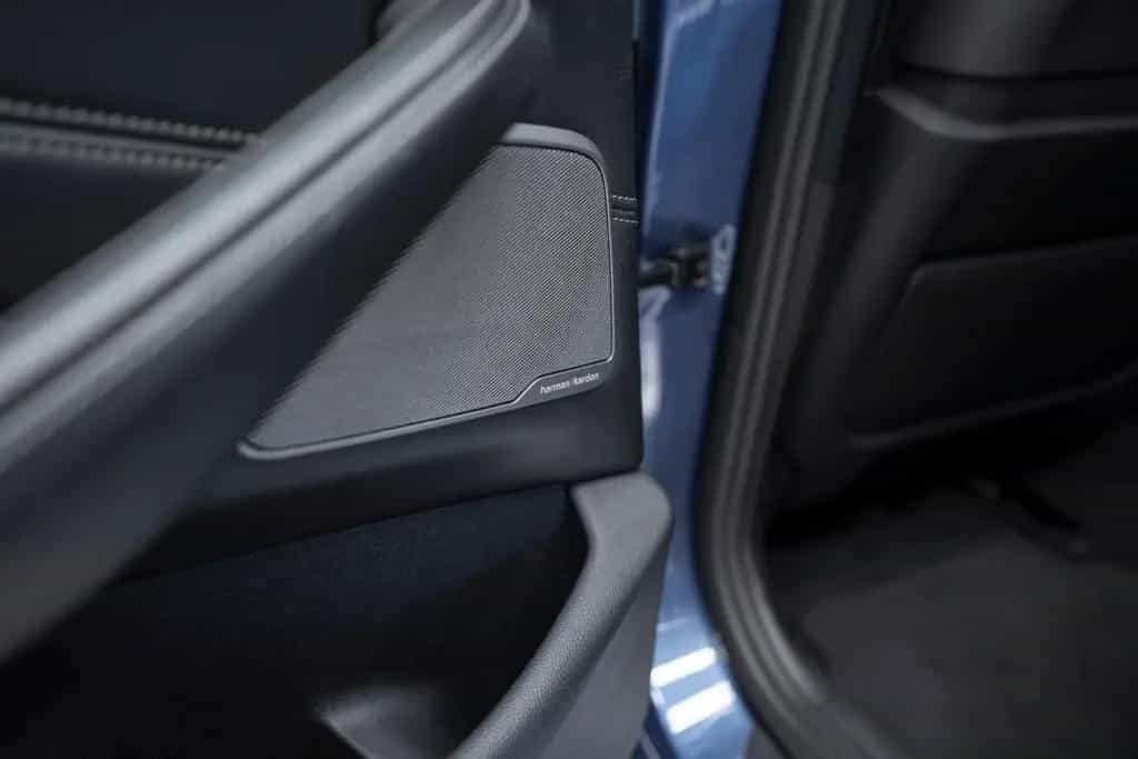 ALPINA B5 4.4 Bi-Turbo Touring BLUE/BLACK 02/2018-photo-28
