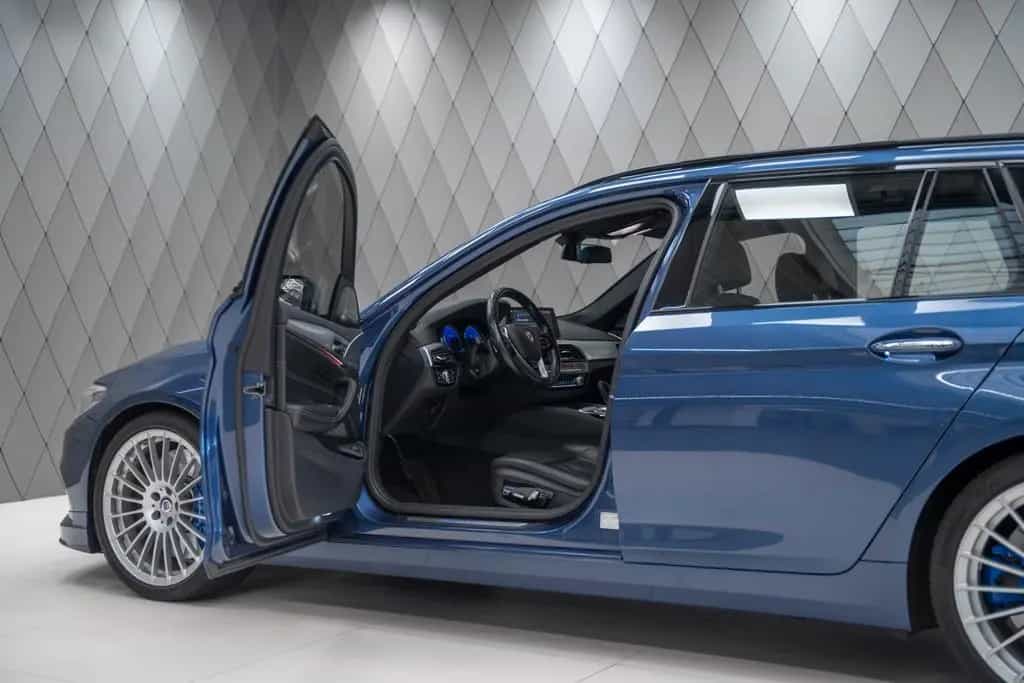 ALPINA B5 4.4 Bi-Turbo Touring BLUE/BLACK 02/2018-photo-9
